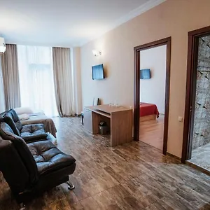 General 4*, Batumi Gruzja