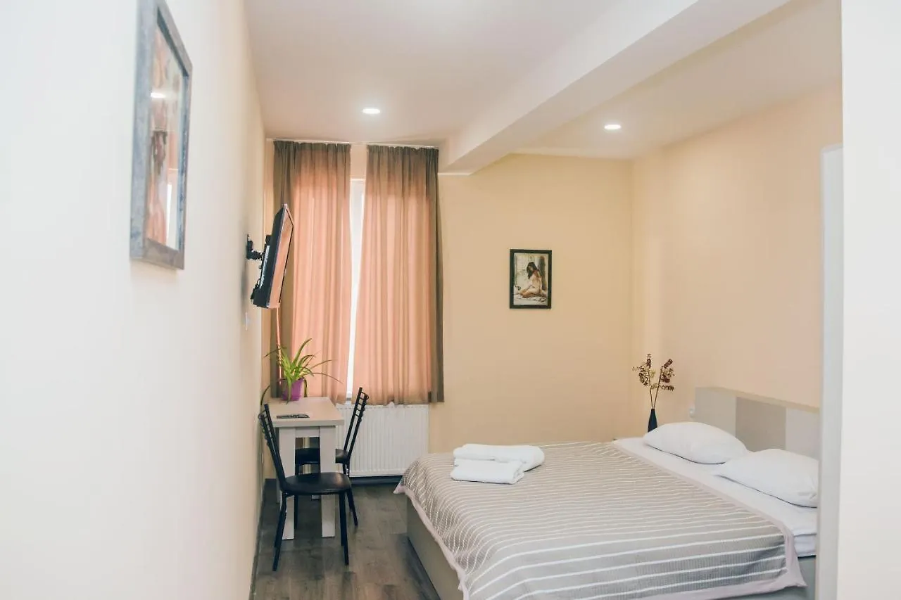 Red Hotel Tbilisi 3*,  Gruzja